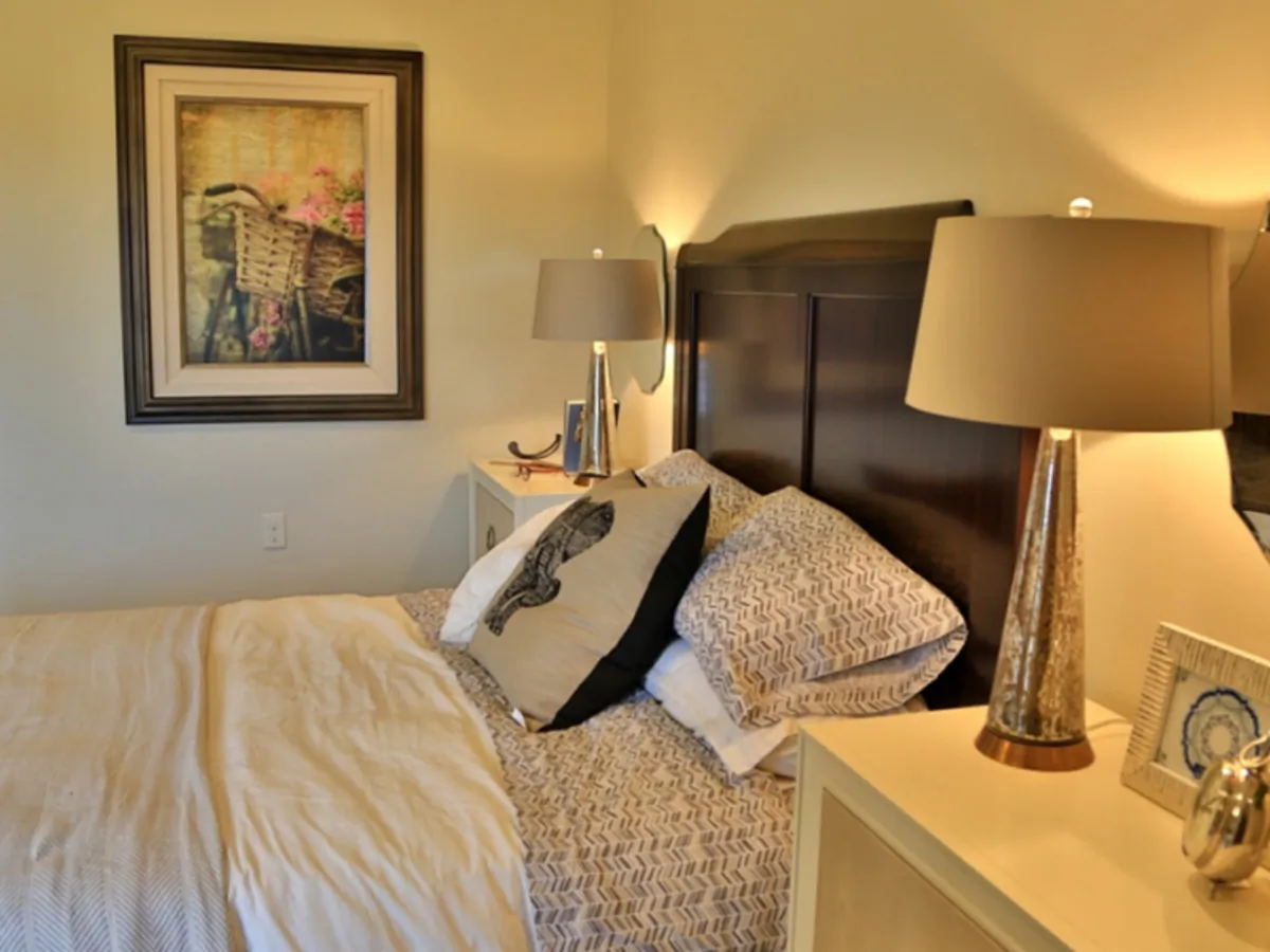 https://www.jaybirdseniorliving13.biz/wp-content/uploads/2025/09/SunbrookGallery3.webp