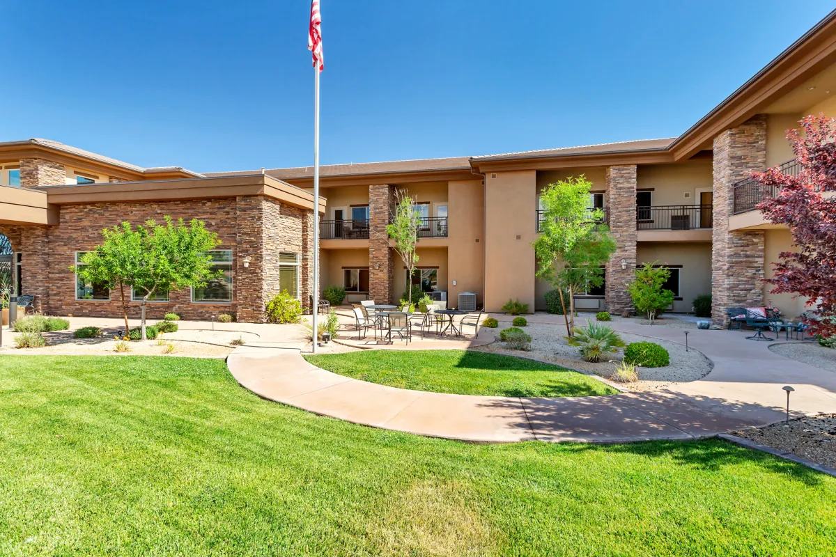 https://www.jaybirdseniorliving13.biz/wp-content/uploads/2025/09/Z1A0858.webp